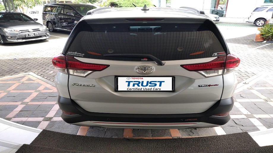 TOYOTA RUSH 1.5 S MT 2019
